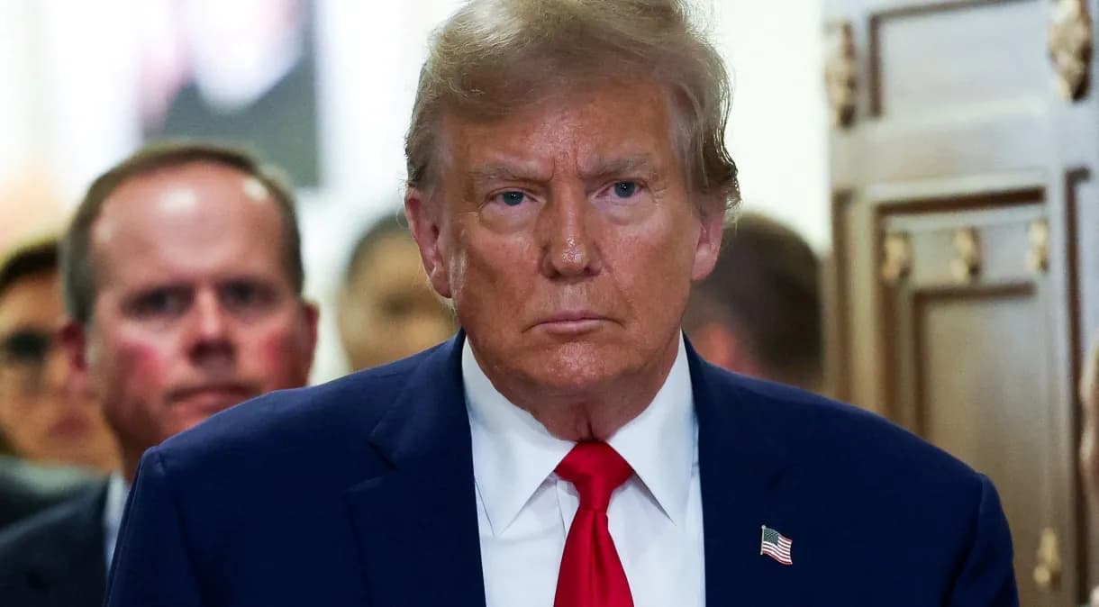 Juiz ordena que Trump pague R$ 1,7 bilhão em caso de fraude civil