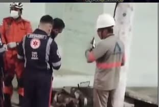 Vídeo: homem morre eletrocutado ao tentar roubar fios de alta tensão em Manaus