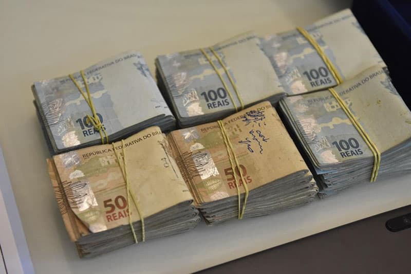 Operação Hades desmonta rede de lavagem de dinheiro ligado ao tráfico de drogas