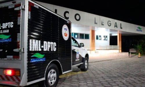 Criança morre baleada na cabeça após tiroteio entre facções na comunidade Valparaíso