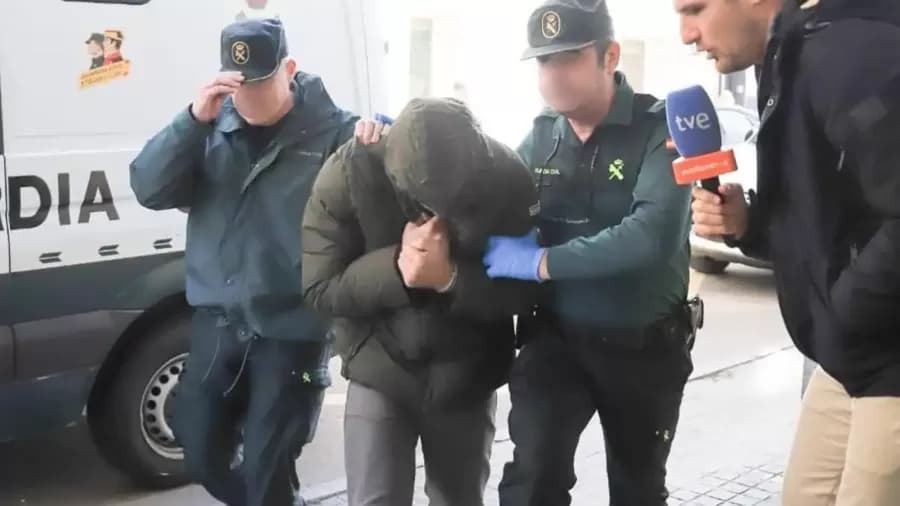 Padre e companheiro são presos por venda ilegal de Viagra ‘afrodisíacos’, na Espanha