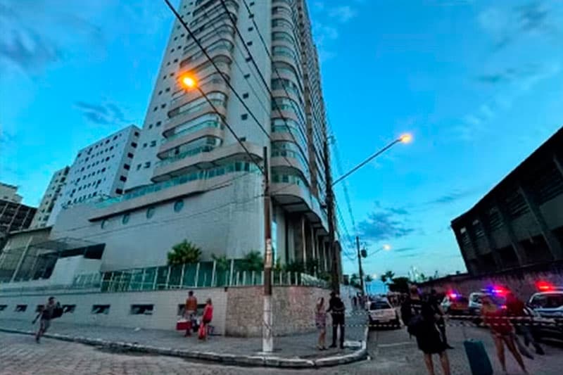 Prédio com danos estruturais é evacuado no litoral de São Paulo