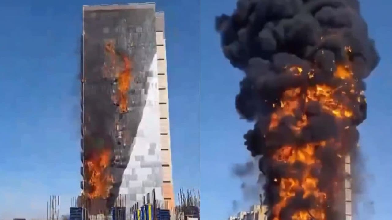 VÍDEO: Com chamas imensas, prédio em construção é destruído pelo fogo, na Rússia