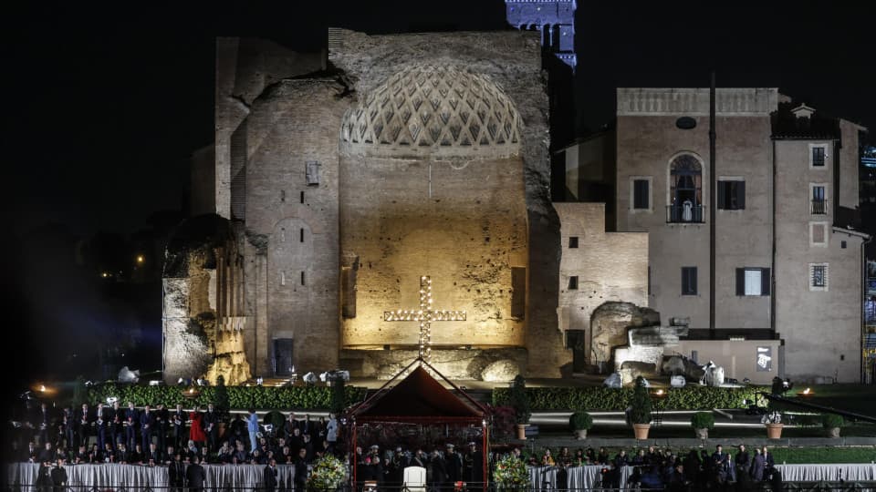 Papa Francisco não participa da Via Sacra; medida para preservar a sua saúde, diz Vaticano