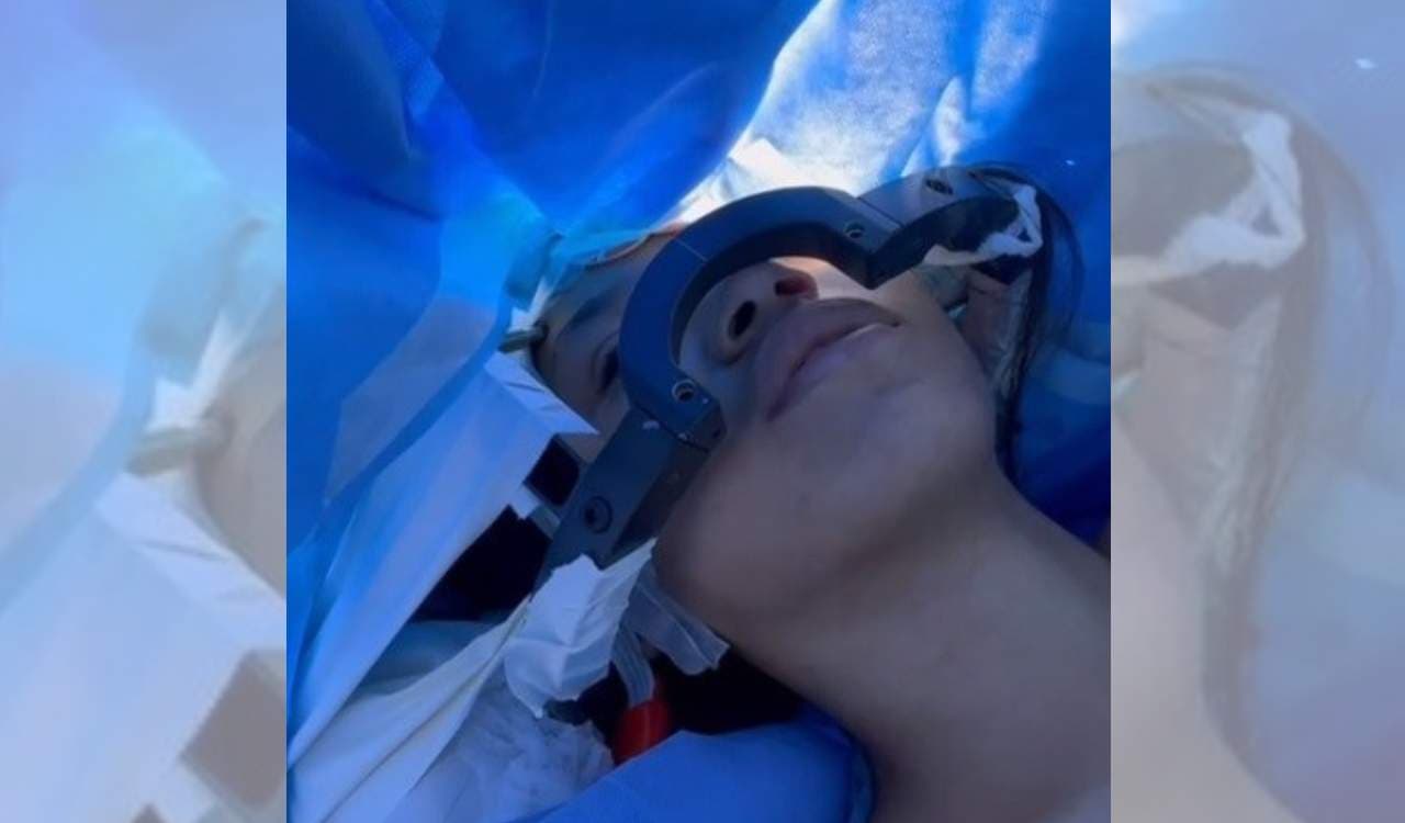 VÍDEO: Adolescente canta louvor durante cirurgia para retirada de tumor cerebral