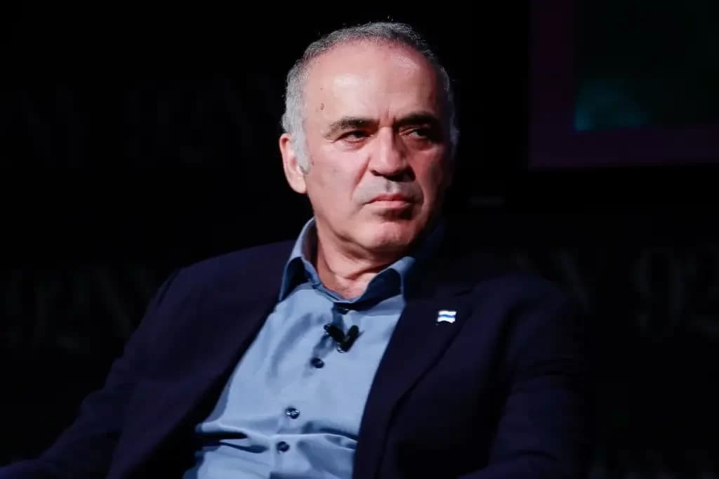 Kasparov, campeão mundial de xadrez, entra na lista de ‘terroristas e extremistas’ da Rússia
