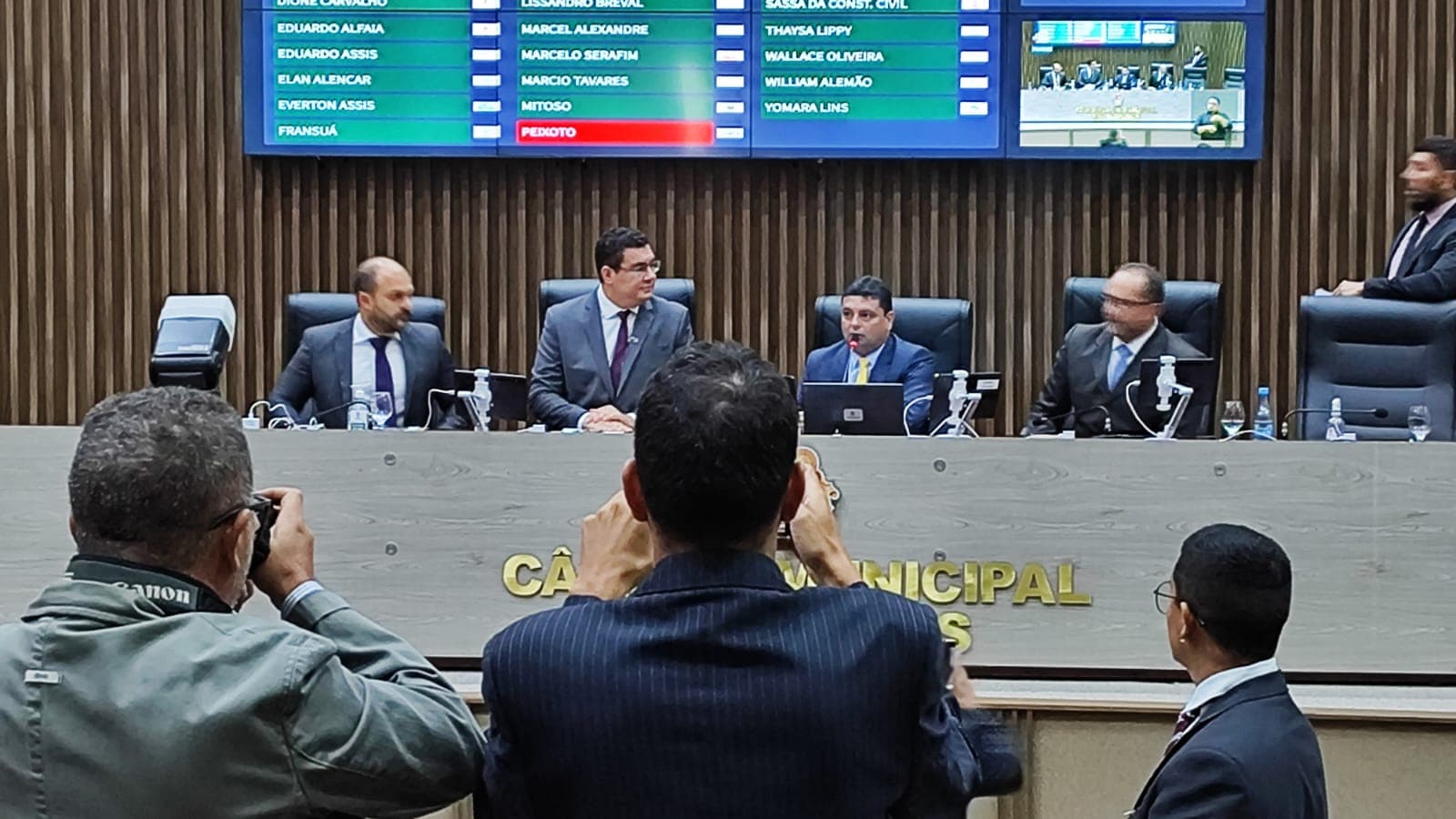 “Grosseiras manipulações”, diz secretário de comunicação sobre vídeo com pagamentos em dinheiro dentro da SEMCOM