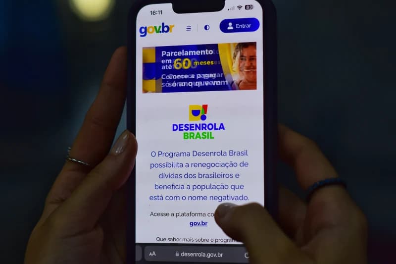 Governo federal prorroga Desenrola Brasil até fim de maio