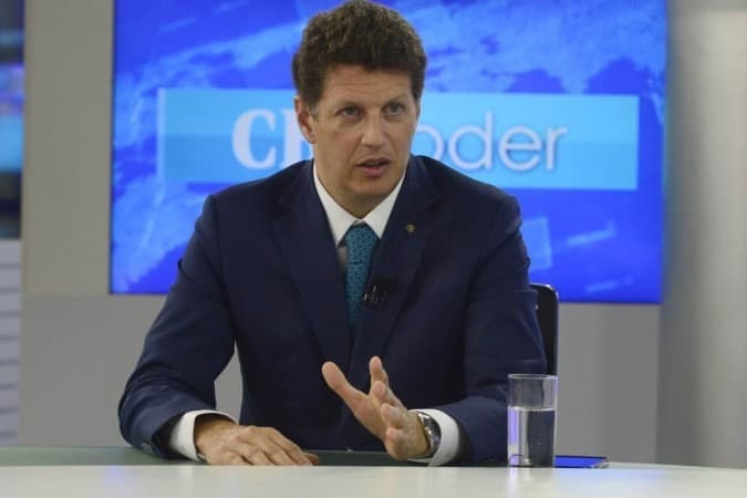 “Vamos ver se vão me expulsar mesmo”, diz Salles sobre possível saída do PL