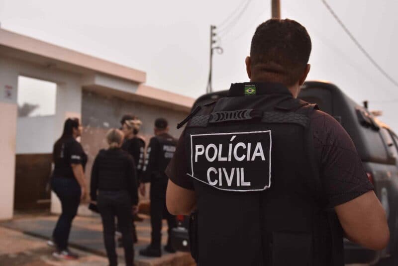 Quinteto é preso por crimes distintos praticados em Alvarães, no AM