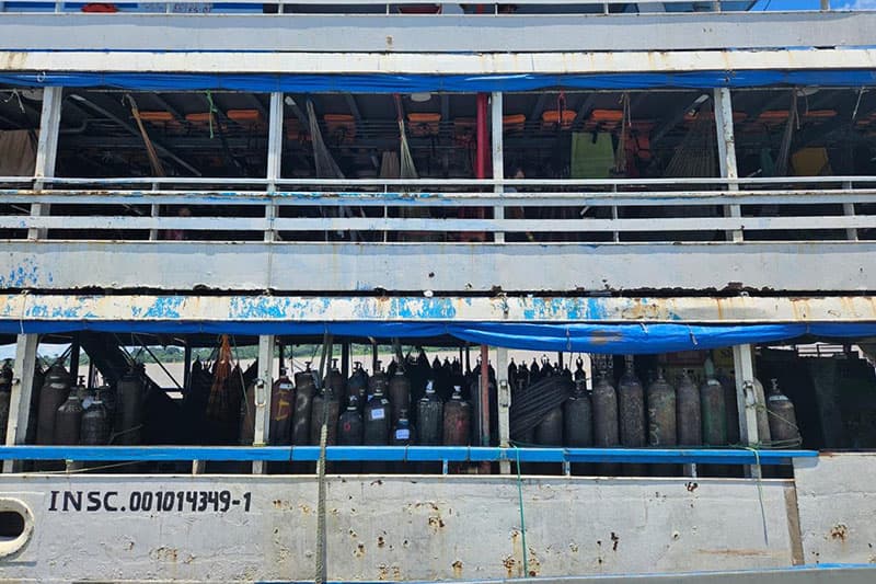 Em Coari, Base Fluvial Arpão 1 apreende embarcação com 127 cilindros de oxigênio