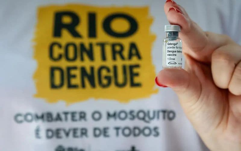 Rio de Janeiro decreta fim da epidemia de dengue na cidade e foca em influenza