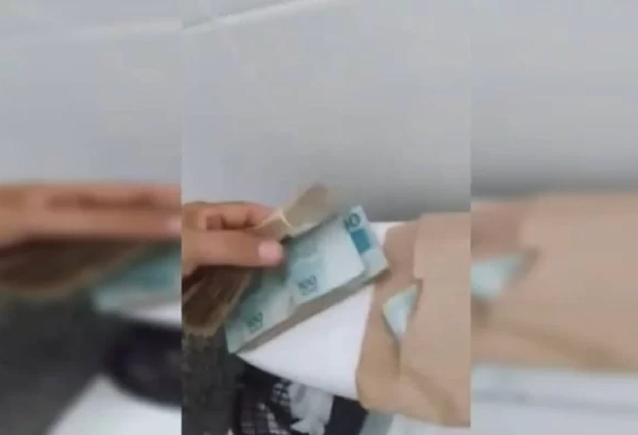 Metrópoles divulga vídeo de pagamento em dinheiro dentro da secretaria de comunicação em Manaus