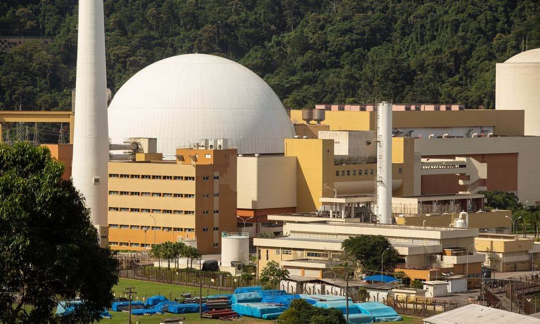 Em visita ao Brasil, Macron deve discutir expansão da energia nuclear