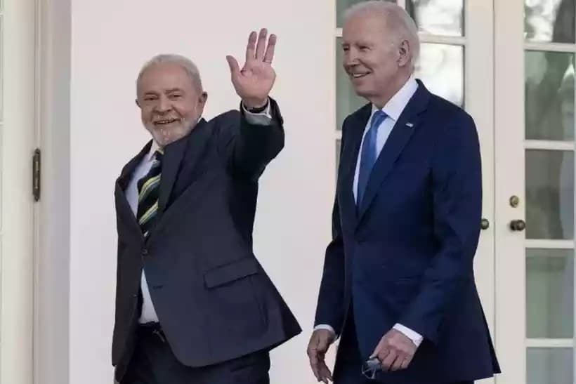 Lula sugere enviar a Biden Projeto de Lei para motoristas de app