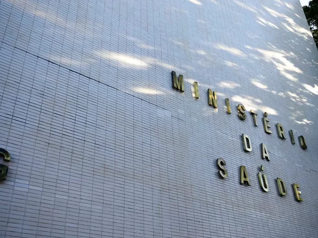 Governo poupa educação e saúde em bloqueio de R$ 2,9 bilhões no Orçamento