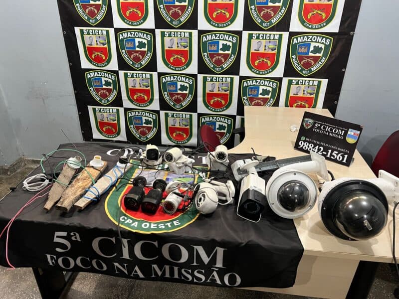 Câmeras de monitoramento irregulares são removidas na zona Oeste de Manaus