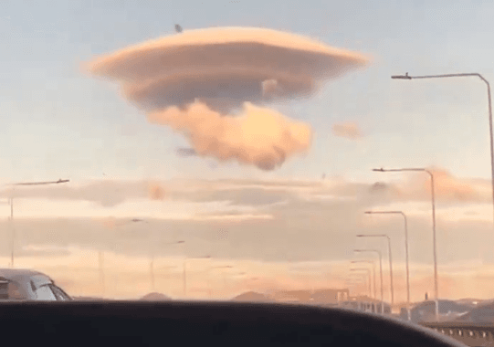 VÍDEO: Nuvem parecida com museu de Niterói chama atenção nos céus do RJ