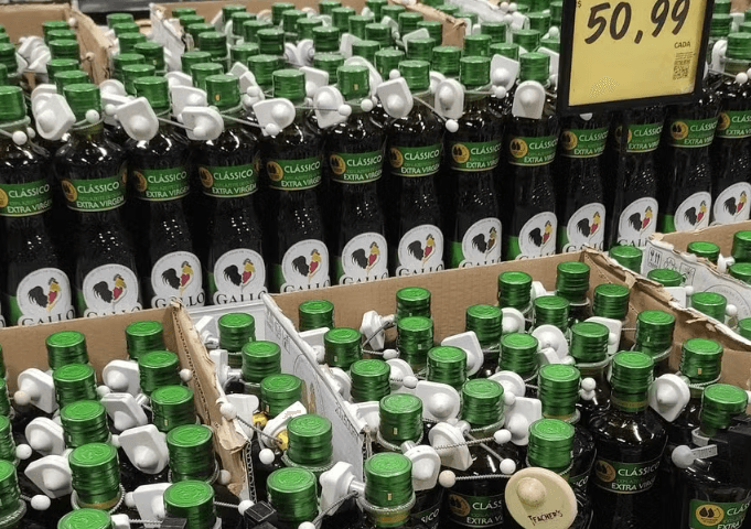 Com alta no preço do azeite, mercados adotam lacre antifurto nas embalagens do produto