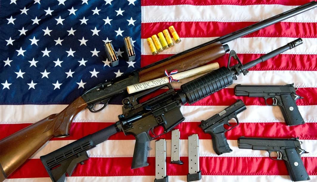 Nos EUA, lei do Tennessee autoriza professores a portar armas nas escolas