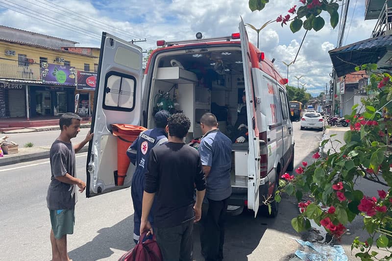Em Manaus, adolescente é atropelado e condutores fogem sem prestar socorro