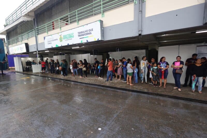 Câmara Cidadã: Forte chuva adia Tribuna Popular para terça-feira (16); serviços ao público continuam