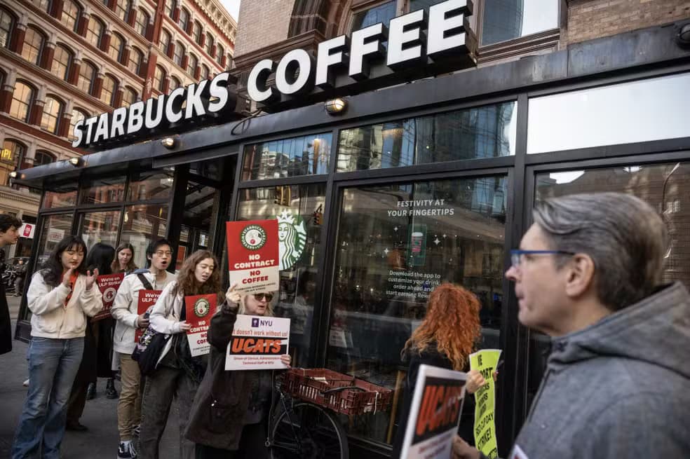 Starbucks leva à Suprema Corte disputa com agência de relações trabalhistas nos Estados Unidos