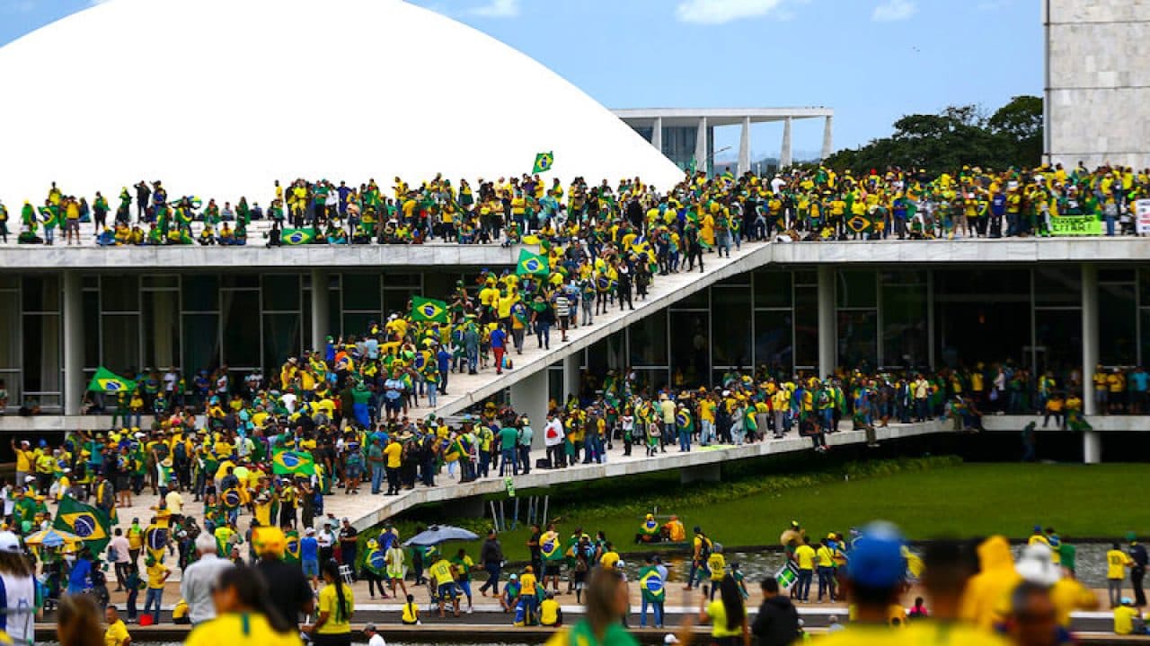 Investigação da PF aponta que envolvidos nos atos do 8/1 monitoravam seguranças de Lula