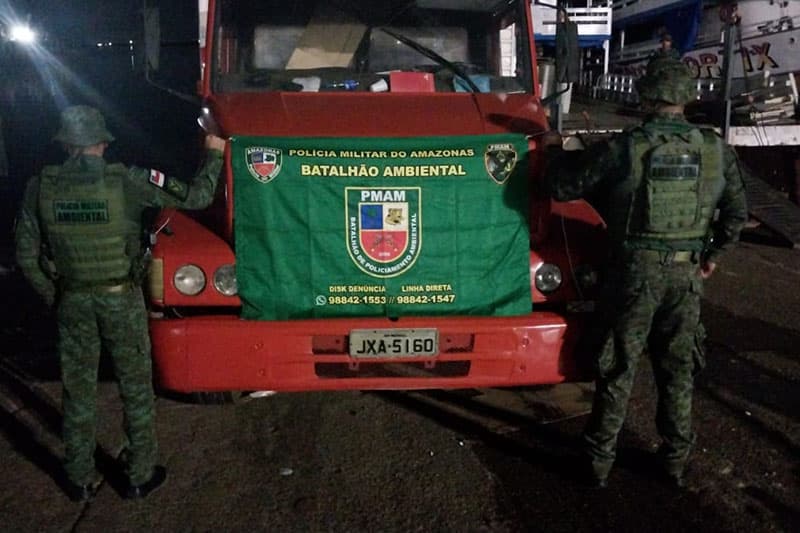Sem documentação, mais de 500 tábuas de madeira são apreendidas em Manaus