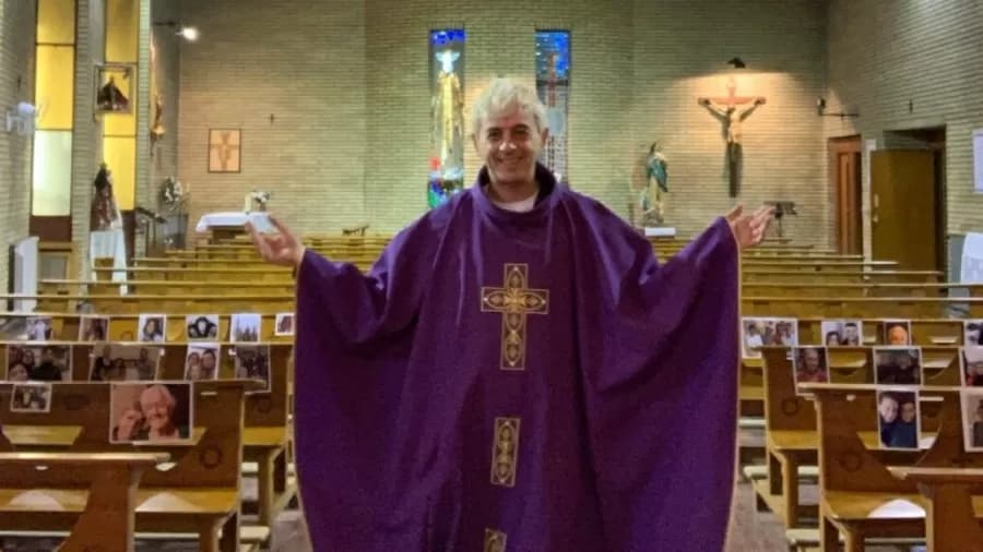 ‘Padre do Rock’ morre após vela queimar sua roupa durante Vigília Pascal, na Espanha