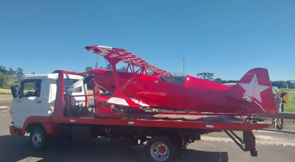 Avião tem pane no motor e faz pouso forçado em rodovia de São Paulo