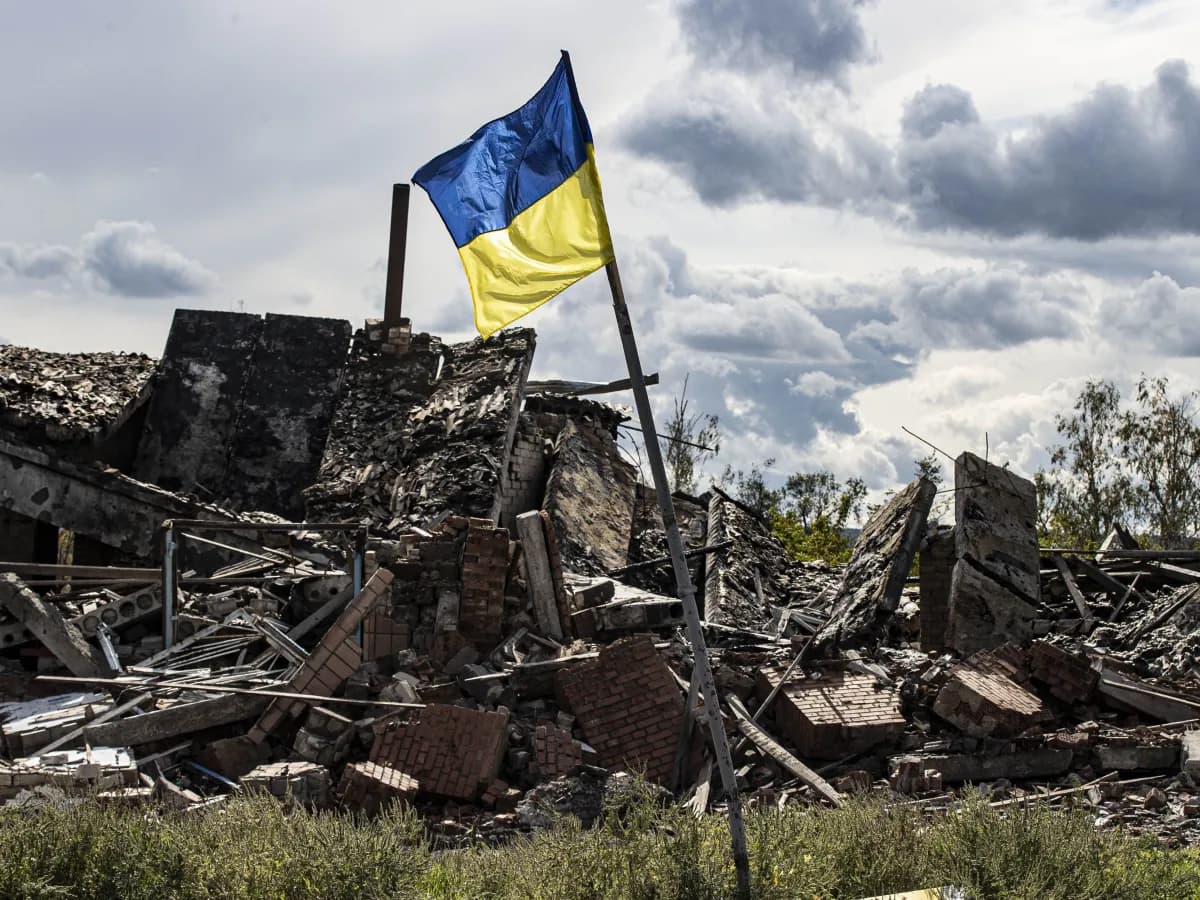 Chefe do Exército da Ucrânia diz que região leste do país está sob intenso ataque russo