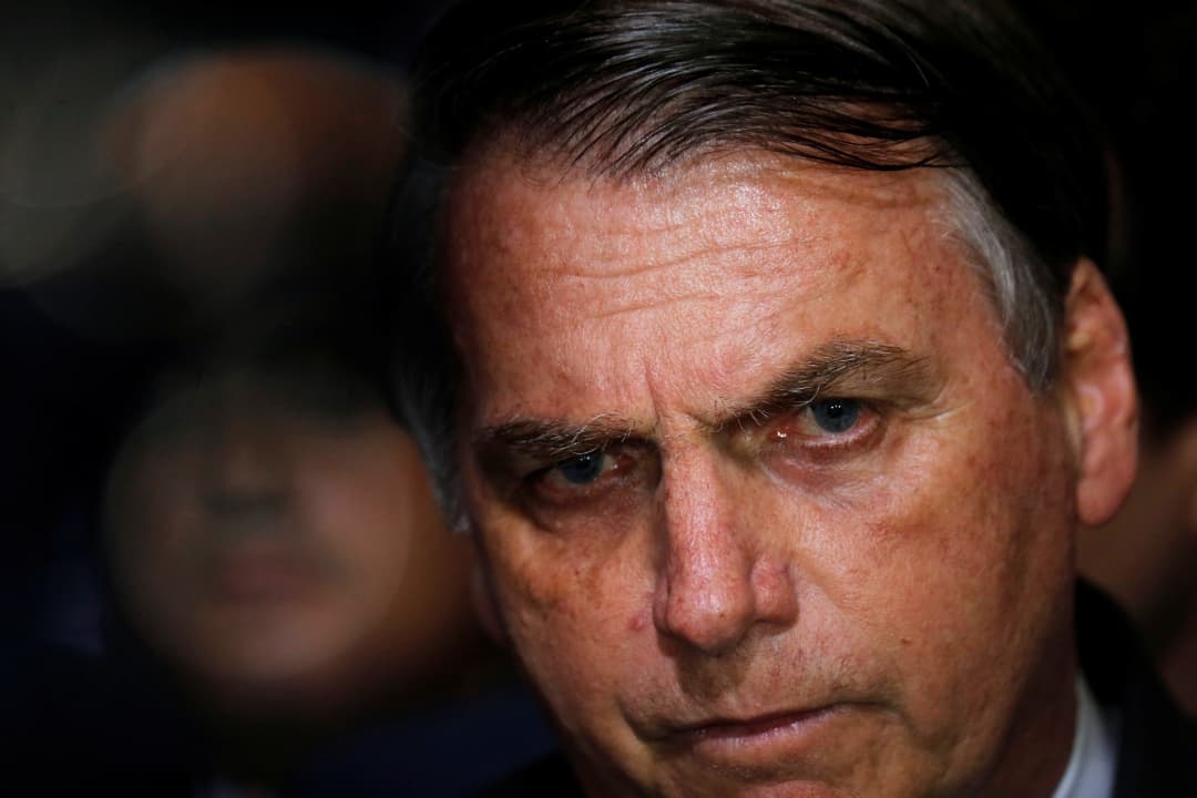 Bolsonaro é indiciado pela Polícia Federal em inquéritos das joias e das vacinas