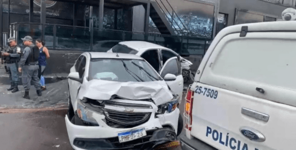 VÍDEO: Homem fica ferido em acidente de trânsito na zona-centro sul de Manaus