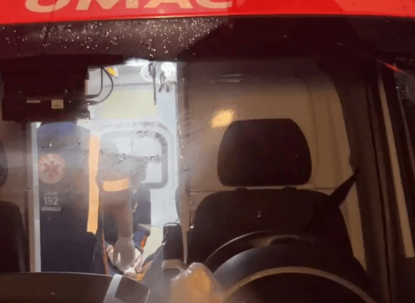 VÍDEO: Mulher fica agonizando após ser estrangulada durante sexo, em motel de Manaus