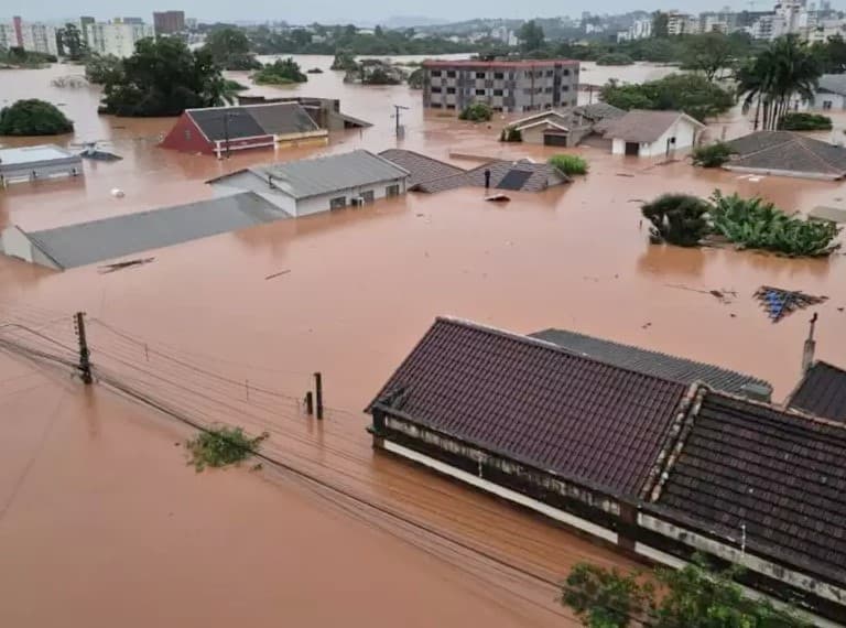 Famílias no RS receberão pix de R$ 2 mil do SOS Rio Grande do Sul