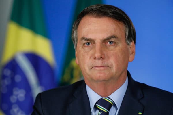 Bolsonaro repudia atentado ao STF e dispara: “Um fato isolado causado por perturbações na saúde mental”