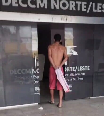 Homem é preso após espancar companheira em bar de Manaus