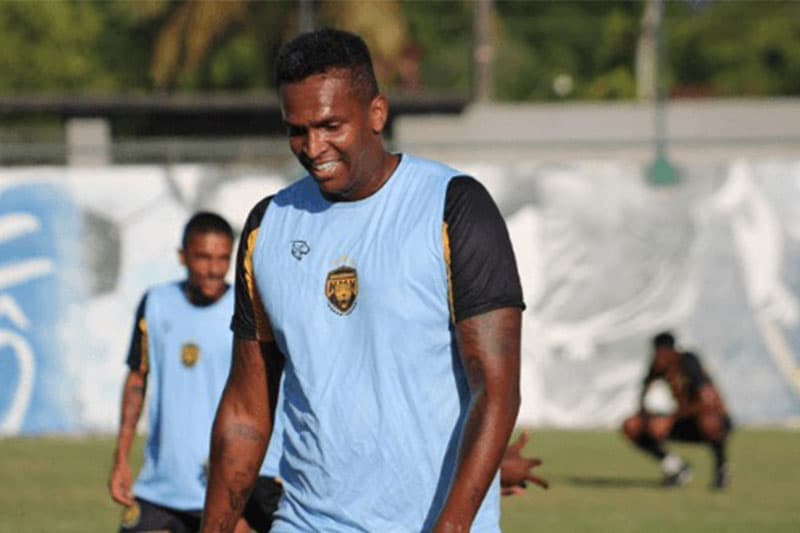 Jô, do Amazonas FC, é preso por não pagar pensão alimentícia