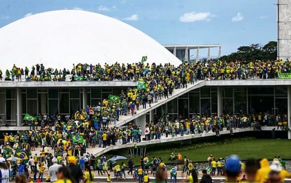 STF autoriza réus e investigados por ataques de 8 de janeiro a votarem nas eleições municipais