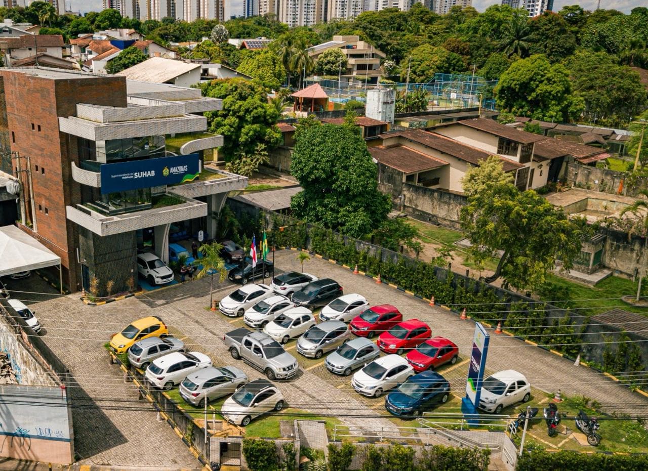 Governo do AM convoca moradores do Residencial Gilberto Mestrinho para atualização cadastral de título definitivo