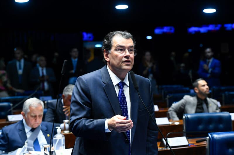 STF arquiva inquérito que investigava Eduardo Braga por suspeita de receber propina de empresa famacêutica