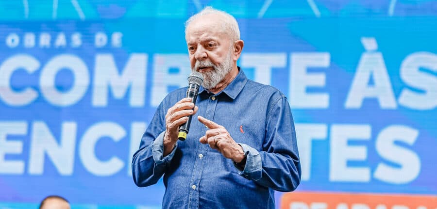 VÍDEO: Lula diz que reajuste salarial de servidores públicos é investimento e não gasto