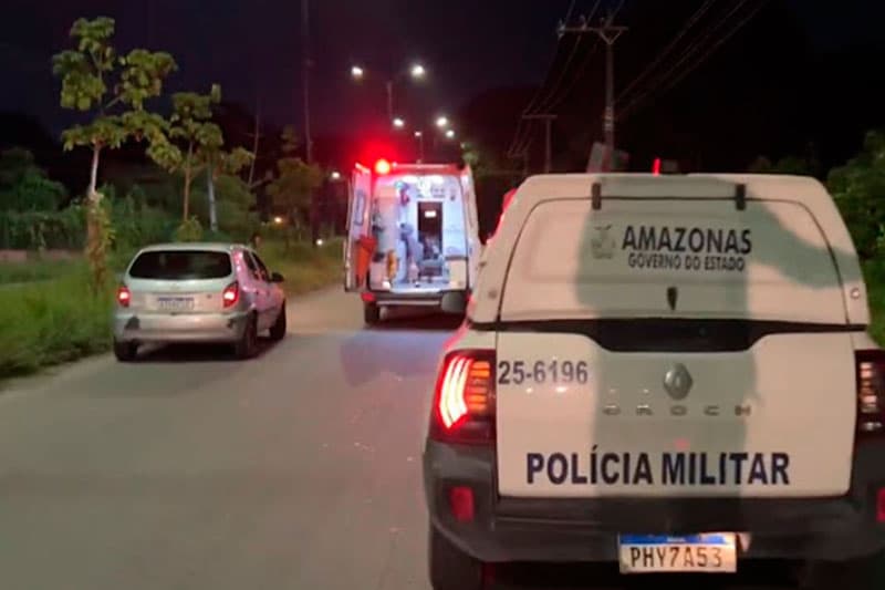 Mulher é encontrada agonizando com tiro na barriga em Manaus