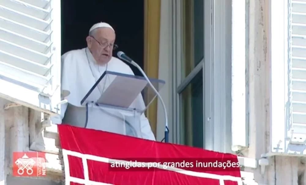 “Rezo por vós”, diz Papa Francisco em solidariedade às vítimas das enchentes no Rio Grande do Sul