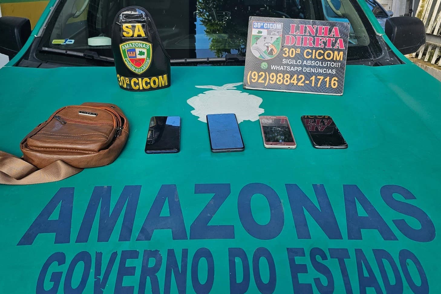 Na zona Leste de Manaus, PM recupera quatro celulares roubados
