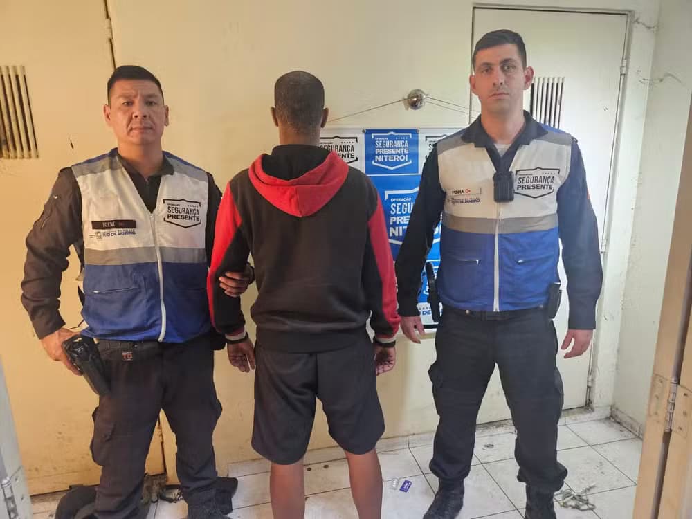 VÍDEO: Homem é preso em Niterói-RJ por agredir filho de 5 anos a chineladas