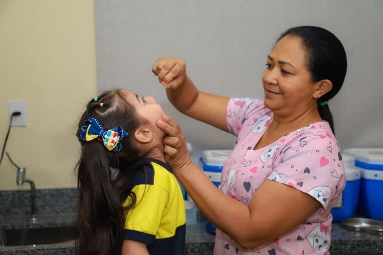 ‘Dia D’ contra pólio em Manaus terá 350 postos fixos e volantes neste sábado (8/06)