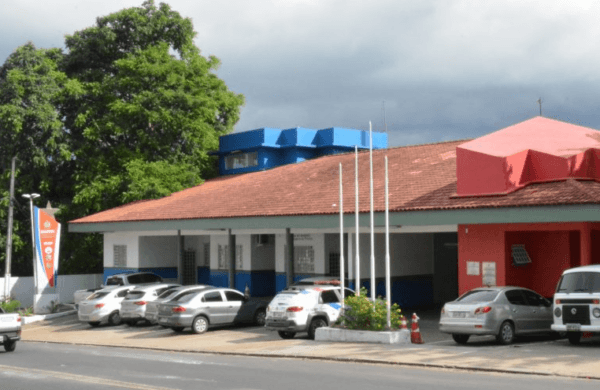 ‘Casal do tráfico’ é preso com 13 pinos de cocaína, em Manaus