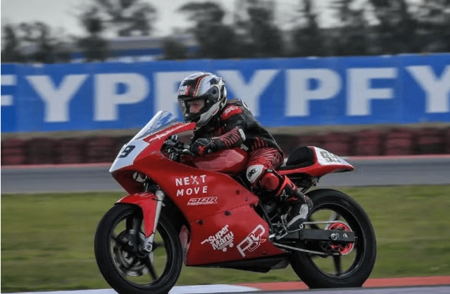 Piloto de 9 anos morre em acidente durante competição em Interlagos-SP